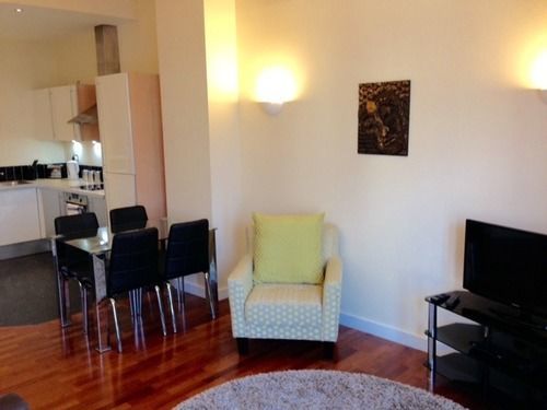 Crown Apartments 3B By Week2Week Newcastle-upon-Tyne Extérieur photo